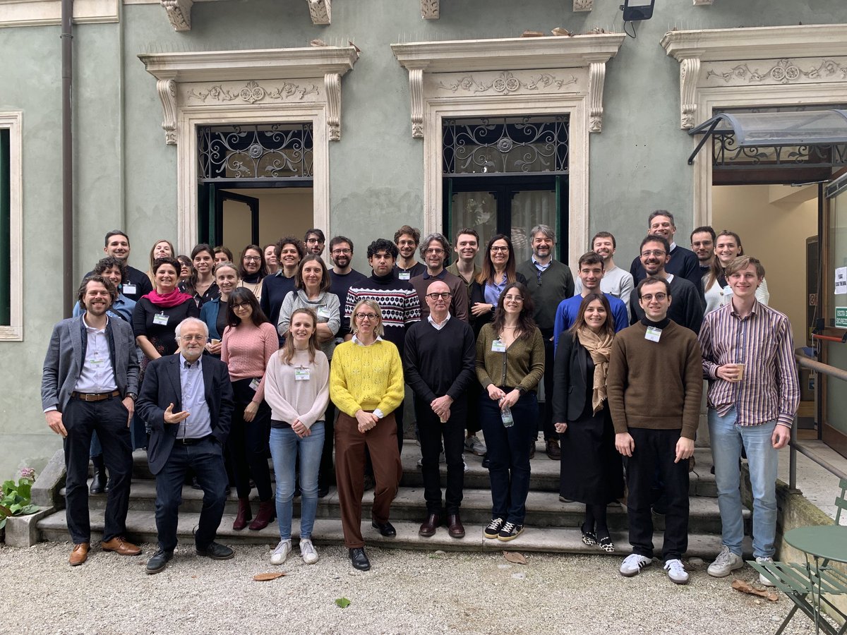 What a lovely crew! Wrapping up the AIEL <a href="/dSEA_Unipd/">dSEA Unipd</a> "economics of human capital" workshop after two days of presentations and interactions. Thanks everyone!