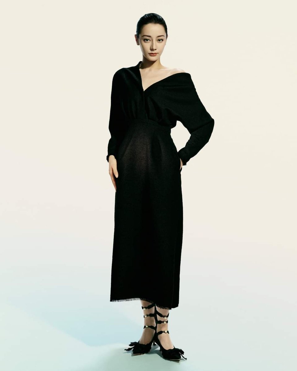 C_Drama_Review's tweet photo. #Dilireba for Dior
#Dilraba https://t.co/OjyXmSYNHd