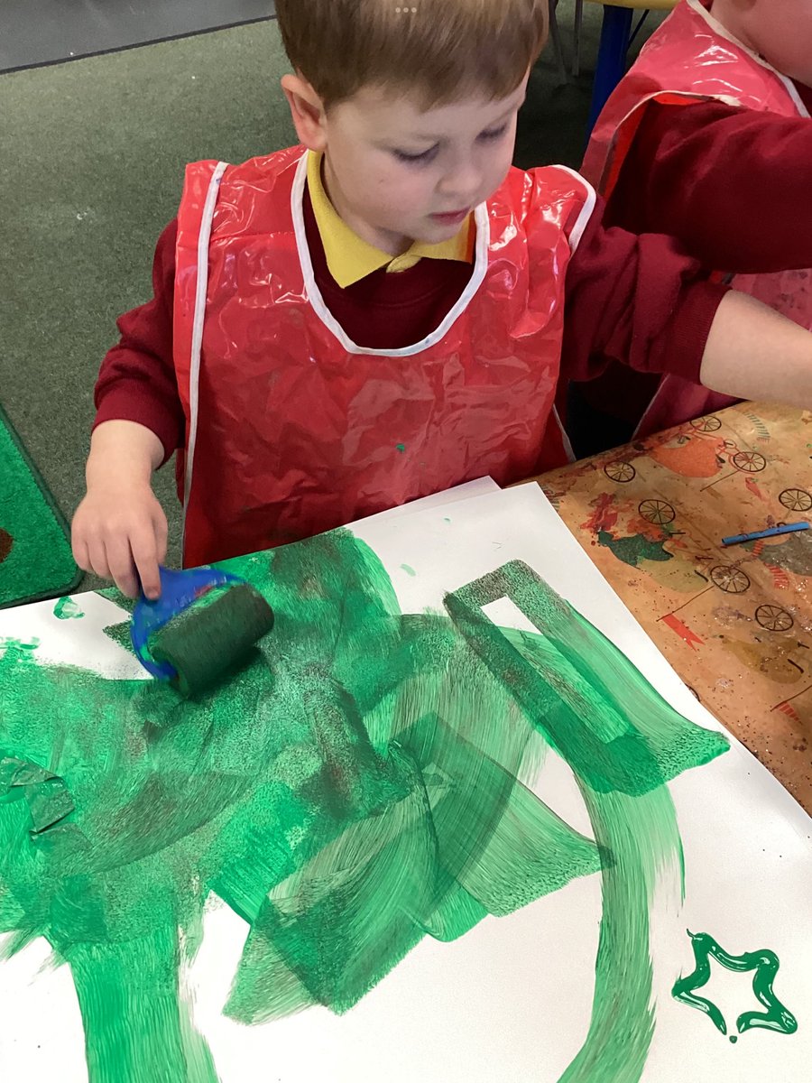 Nursery have been celebrating St Patrick’s Day this week . We made soda bread. It was delicious! We danced an Irish jig and learnt a funny song called Michael Finnigan! Happy St Patrick’s Day Everyone, ☘️
