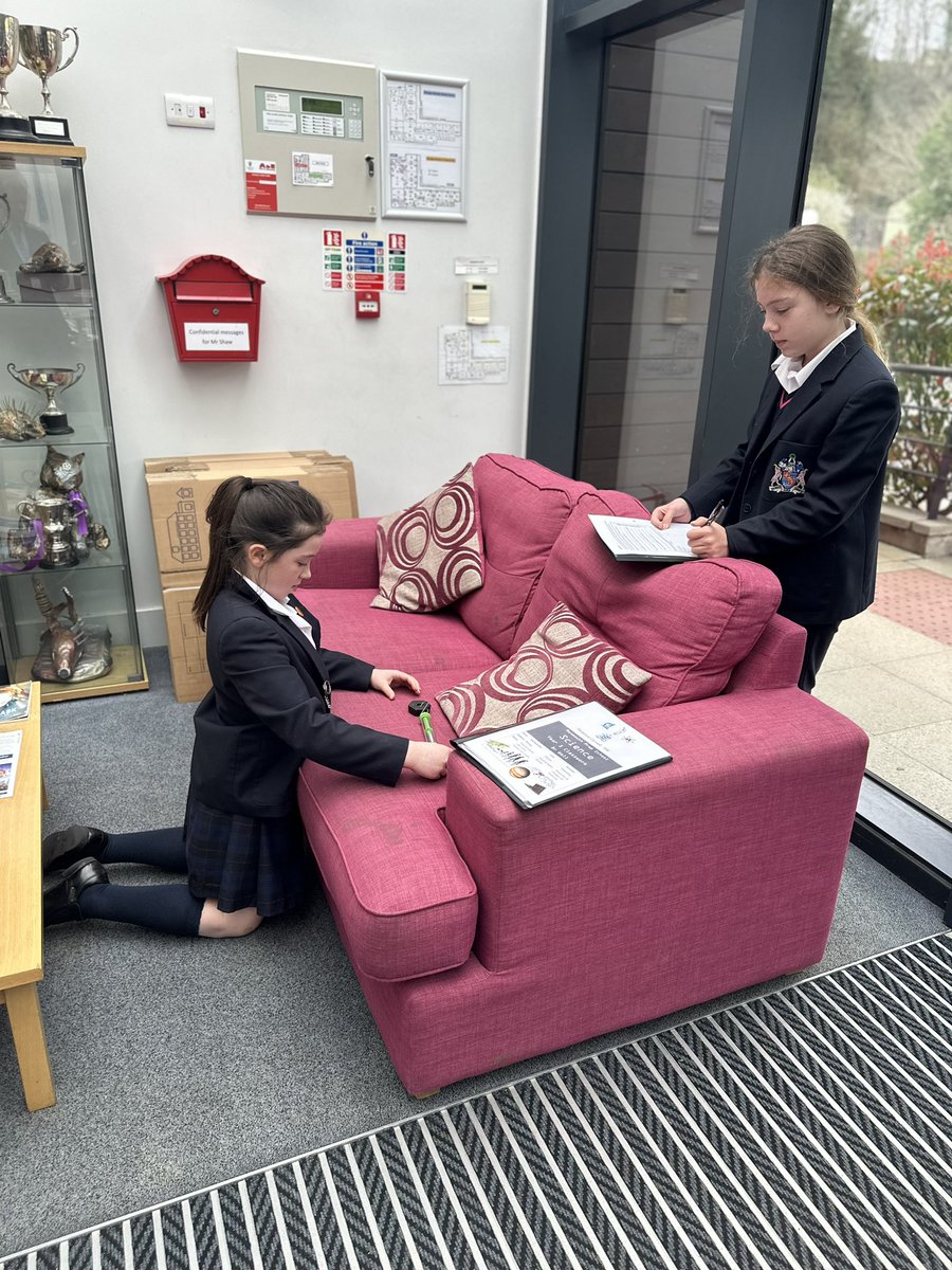 Y5 planning their experiments then investigating #friction on different surfaces around school by dragging a mass over them with a Newtonmeter. #forces #physics @Habsmonmouth @MonPrepSchool #britishscienceweek2024