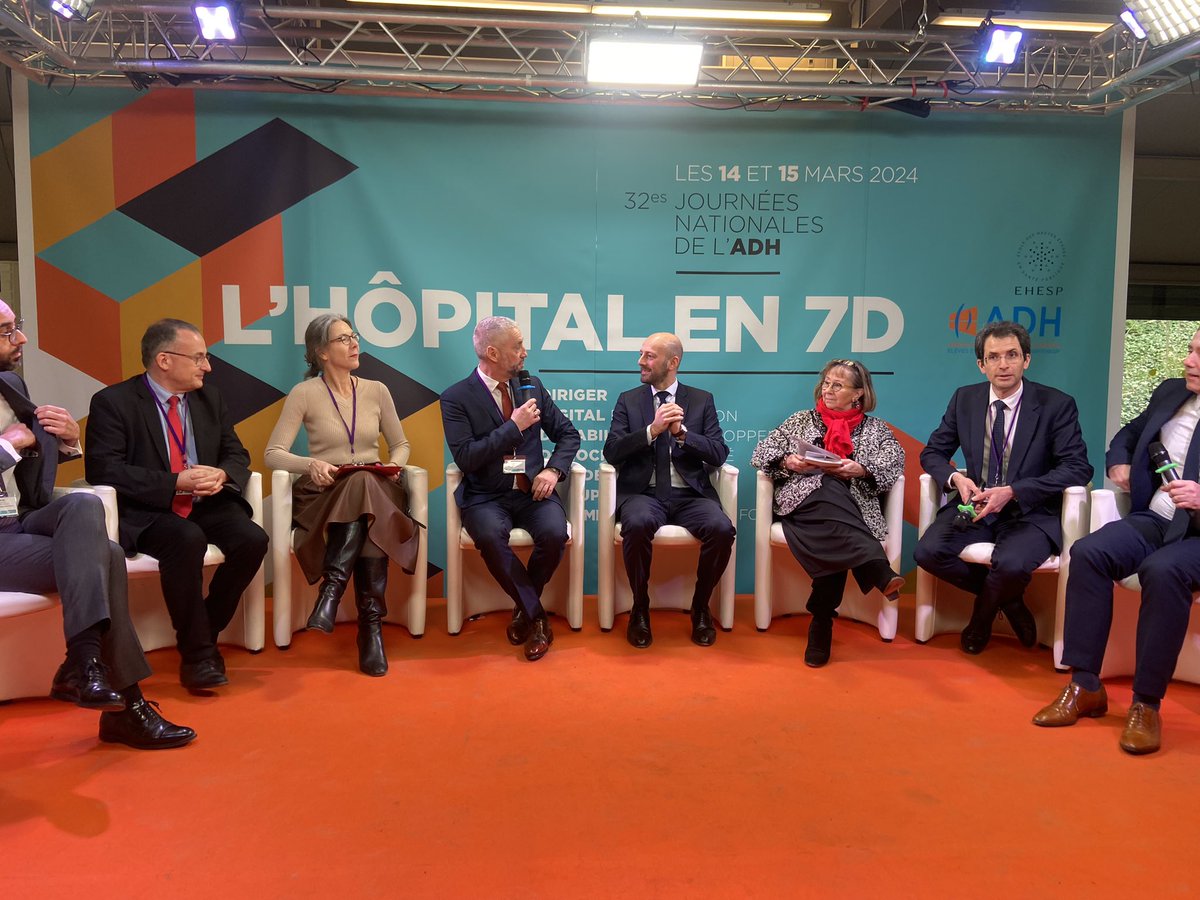 #JourneesADH2024 | dynamique de la haute fonction publique

<a href="/L_Adh/">L'Asso des DH (ADH)</a> réaffirme à l’occasion de cette TR le principe de soutien de l’Association aux mobilités inter-fonctions publiques en ouvrant ses adhésions à d’autres hauts fonctionnaires exerçant le métier DH