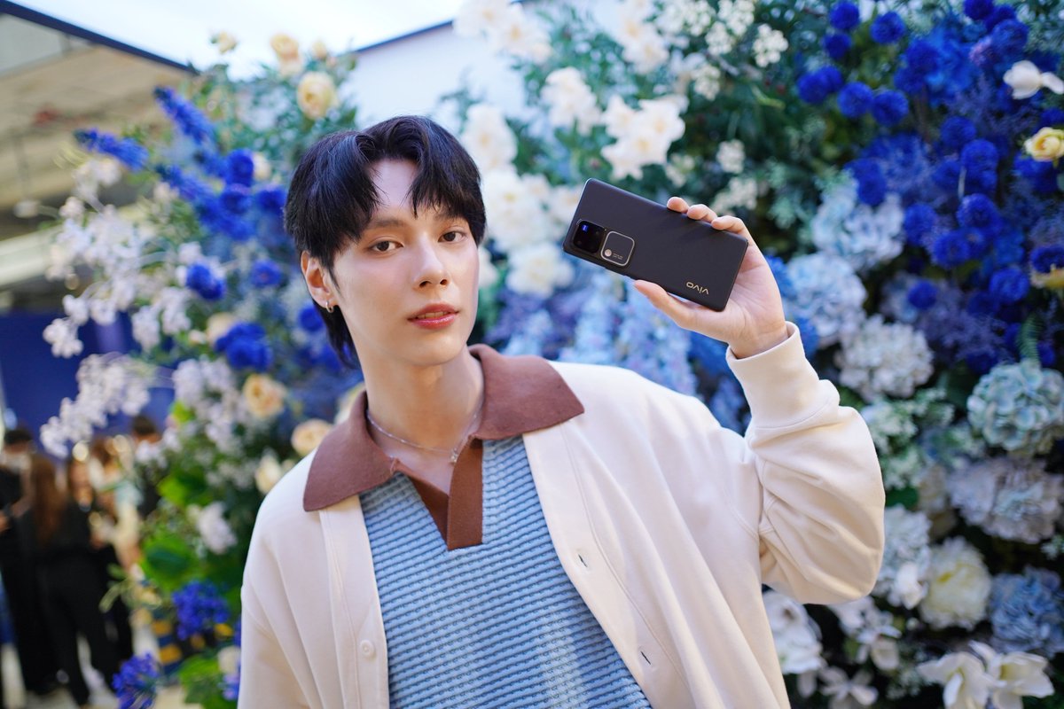 InsightTH's tweet photo. 📸 ภาพบรรยากาศเหล่า KOL ภายในงาน ‘vivo V30 Pro 5G PRO LAB’ ร่วมสัมผัสประสบการณ์ใหม่ในการถ่ายภาพสุดโปรจาก vivo V30 Pro 5G และ X100 Pro 5G ✨

#vivoV30Pro5G #vivoPROLAB #เปล่งประกายด้วยพอร์ตเทรต #vivo #InsightKOL #INSIGHTAgency #InsightTH #InsightEntertainment https://t.co/TGLbh8CkEj