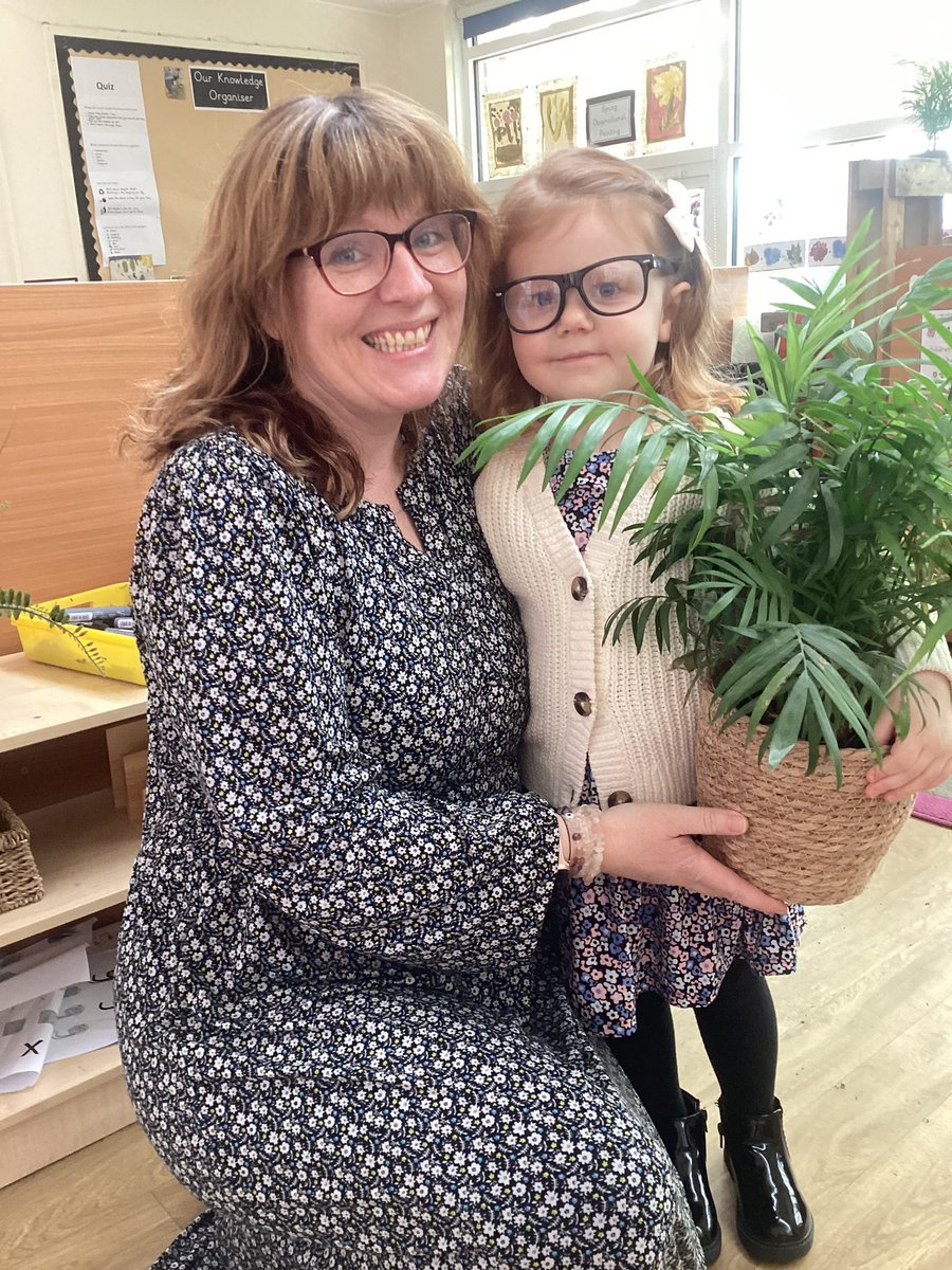 HGPAMissRuston (@hgpamissruston) on Twitter photo Our very own <a href="/HGPAMrsPybus/">HGPAMrsPybus</a> 🥹❤️ “I be my favourite teacher today Mrs Pybus.” #RedNoseDay2024 #harrowgateacademy #harrowgateeyfs Our very own <a href="/HGPAMrsPybus/">HGPAMrsPybus</a> 🥹❤️ “I be my favourite teacher today Mrs Pybus.” #RedNoseDay2024 #harrowgateacademy #harrowgateeyfs