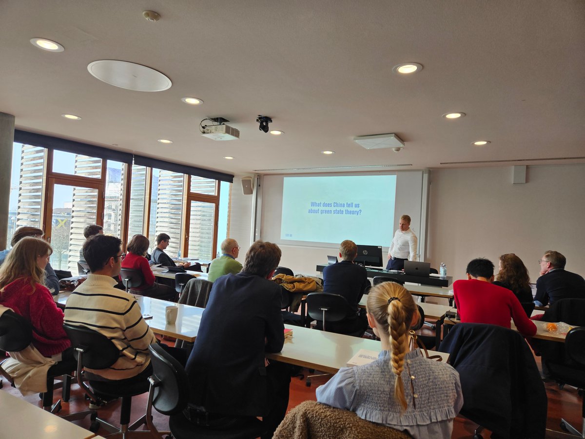 MLundLarsen's tweet image. I just got a PhD!
On March 13th I successfully defended my PhD at Copenhagen Business School. I argue that Western countries can learn from China’s interventionist approach to steering a green transition.
Download:
research-api.cbs.dk/ws/portalfiles…