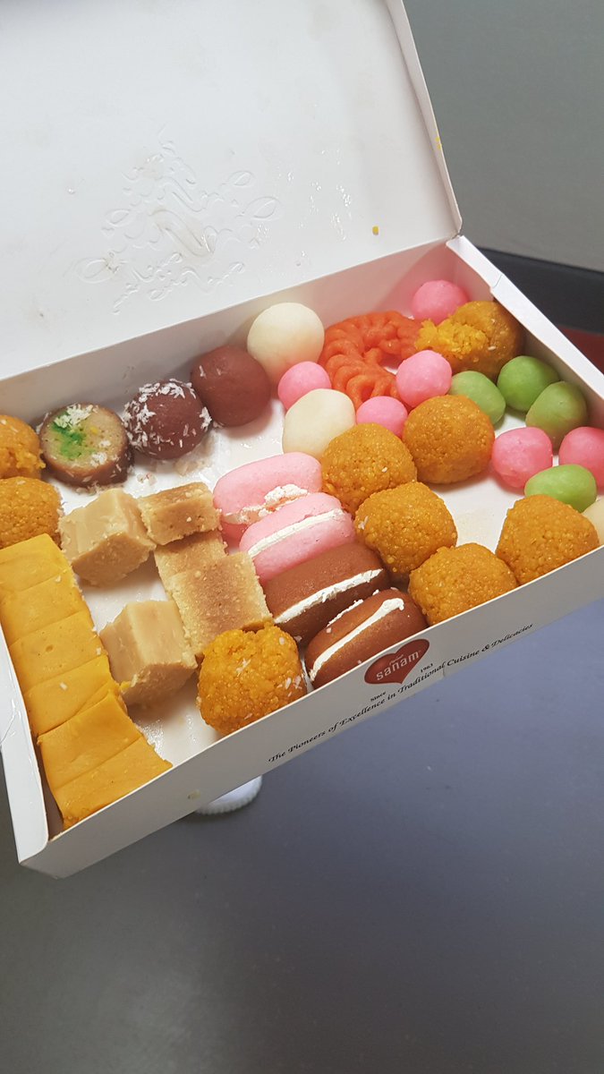 PhilipsHigh's tweet image. What a lovely surprise, a pupil has kindly brought these delicious treats in for the staff as part of our #cultureweek celebrations