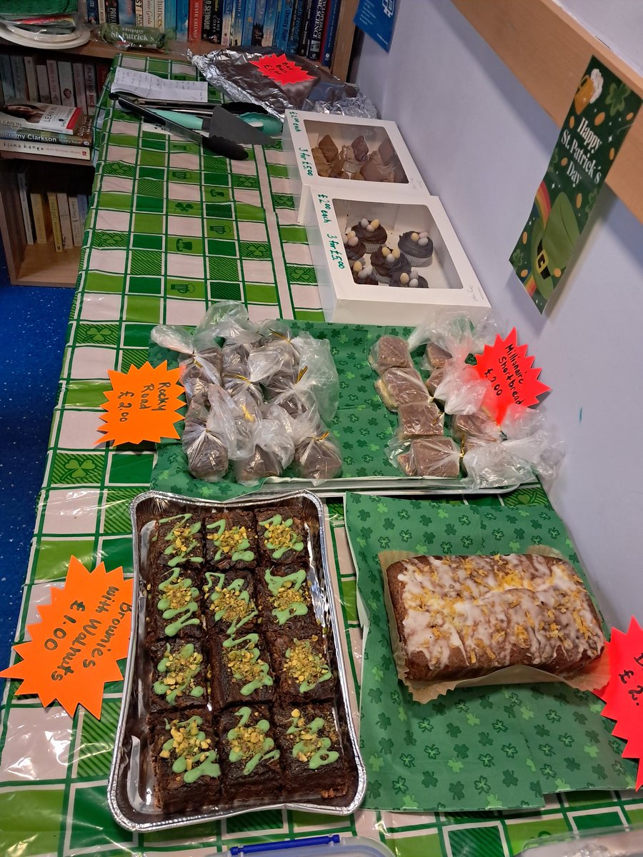 Happy St Paddy's Day from #CCUBasildon! Bake Sale today in the Wellbeing Hub on Level A from 10am to 3pm. Come see us for some good treats and luck! 💚 <a href="/MSEHospitals/">Mid and South Essex NHS Foundation Trust</a> <a href="/MSEinclusion/">NHS MSE Inclusion & Engagement</a> <a href="/JoDenni49144393/">Jo Dennis</a> <a href="/SujaGeorge08/">Suja George</a> <a href="/Pamcharleswort1/">Pam charlesworth</a> <a href="/KylieLocke3/">Kylie Locke</a>