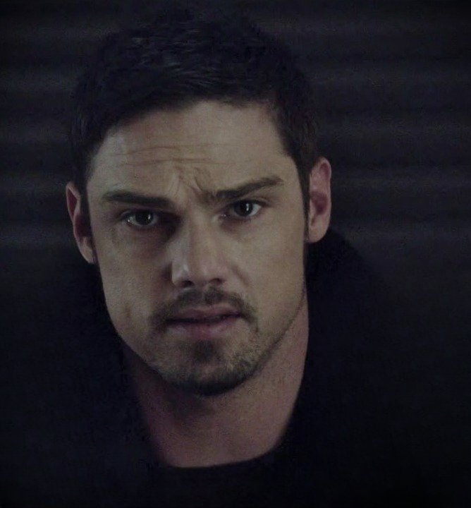 Photo From Till Death

#BATB #BeautyandtheBeast #JayRyan