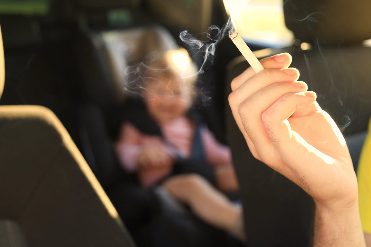 Sanidad quiere prohibir fumar en los coches si hay niños dentro

criarconsentidocomun.com/prohibir-fumar…

#CSC #CriarConSentidoComún #TribuCSC #LaTribu #Maternidad #Paternidad #Fumar #Niños #Tabaco