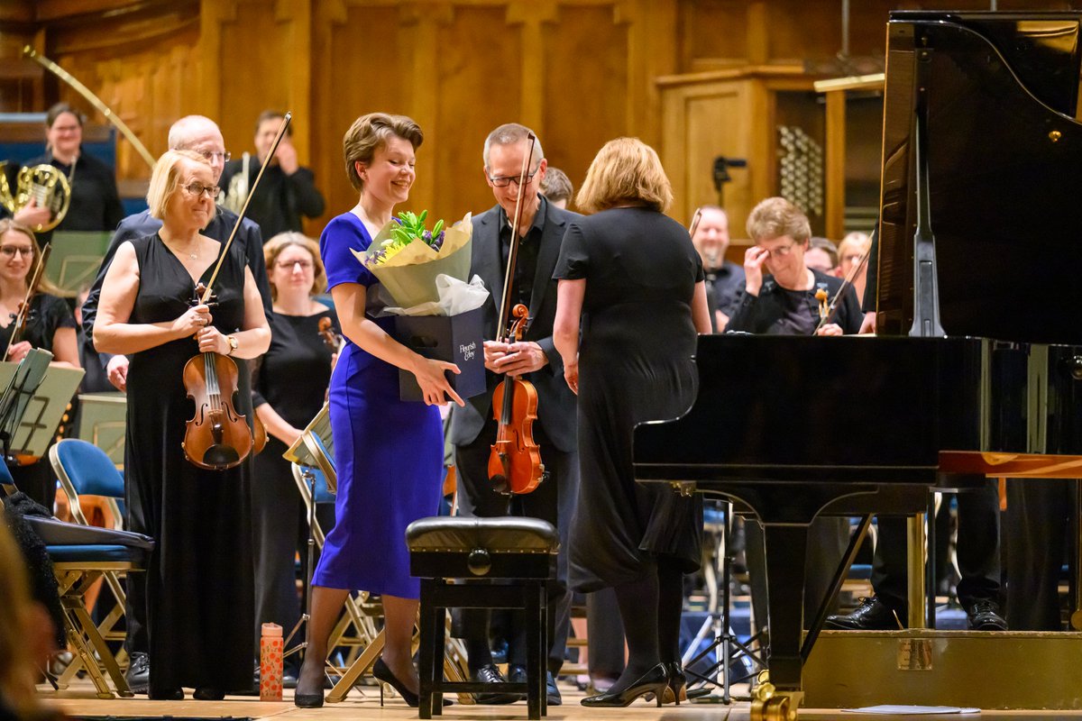 Performing Walton with the @NottmSymphony last weekend in preparation for a recording with @BBCSO. So much fun to play with old friends - let's celebrate the flourishing amateur music scene in the UK! 🎉 (📸 Mike Spencer)