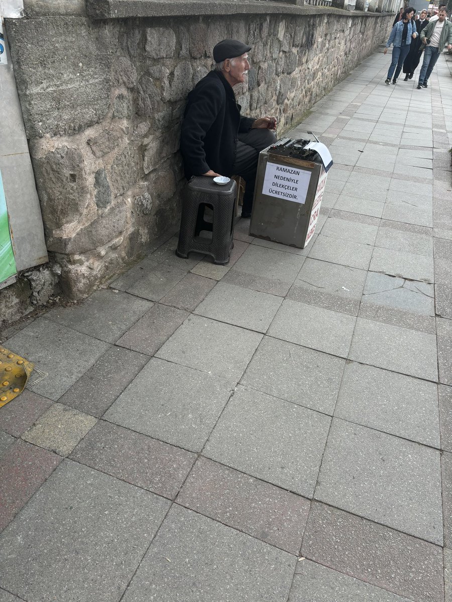 Ne alaka krizine girdim