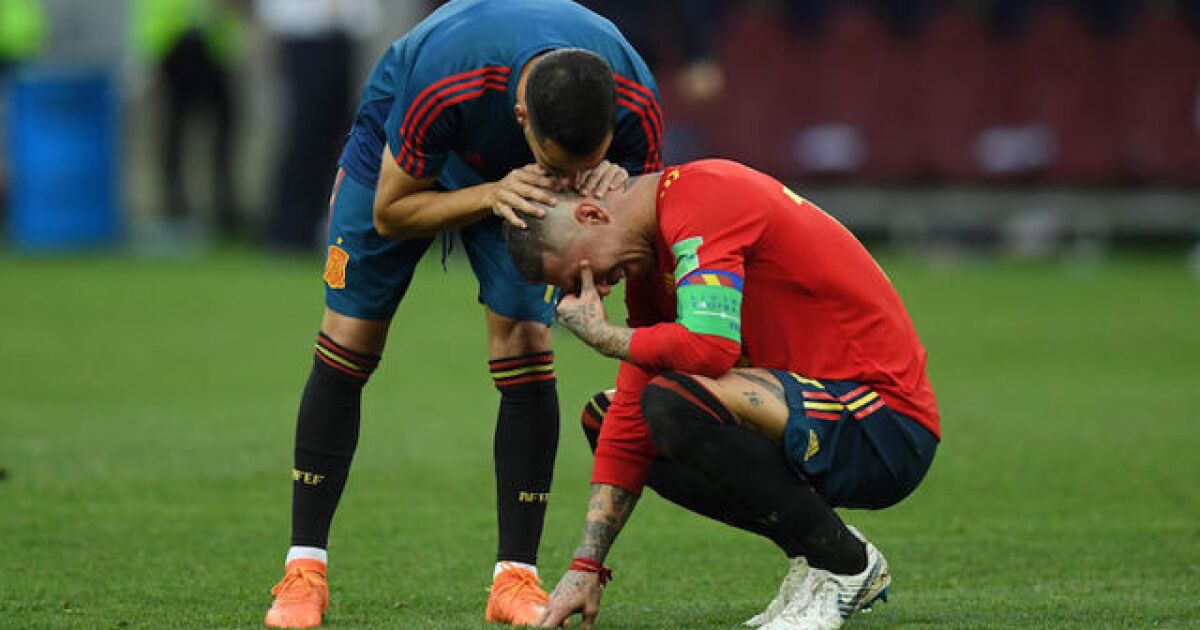 חידון ספורט קליל לפני שבת #107

כרגיל - הרבה שאלות כדורגל, ובין לבין גם נ.ב.א, טניס ועוד. בהצלחה :) קישור לחידון בתגובה הראשונה.