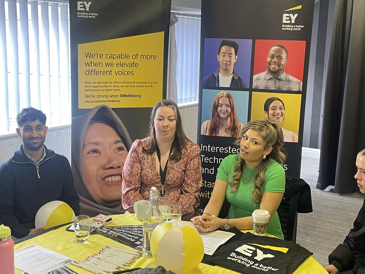NTLT_WOW's tweet photo. Students from @GSHS_School @BurnsideCollege @whitleybayhigh @SilverdaleNT finding out about apprenticeship opportunities from a range of companies this morning at St James’Park at the @NU_Foundation /@NTLearningTrust Apprenticeship Carousel event https://t.co/jlV43dzr01