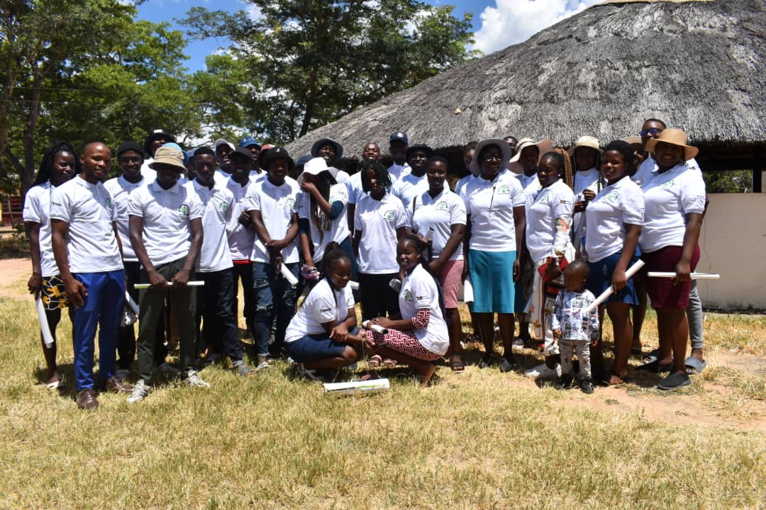 @GRRA054 in partnership with @nkabazwe recently conducted a youth participation dialogue at Vungu Rural District as part of our efforts to build capacity of youth on local governance issues. One of the key issues raised at the meeting included: @DiakoniaAfrica @SwedeninZW