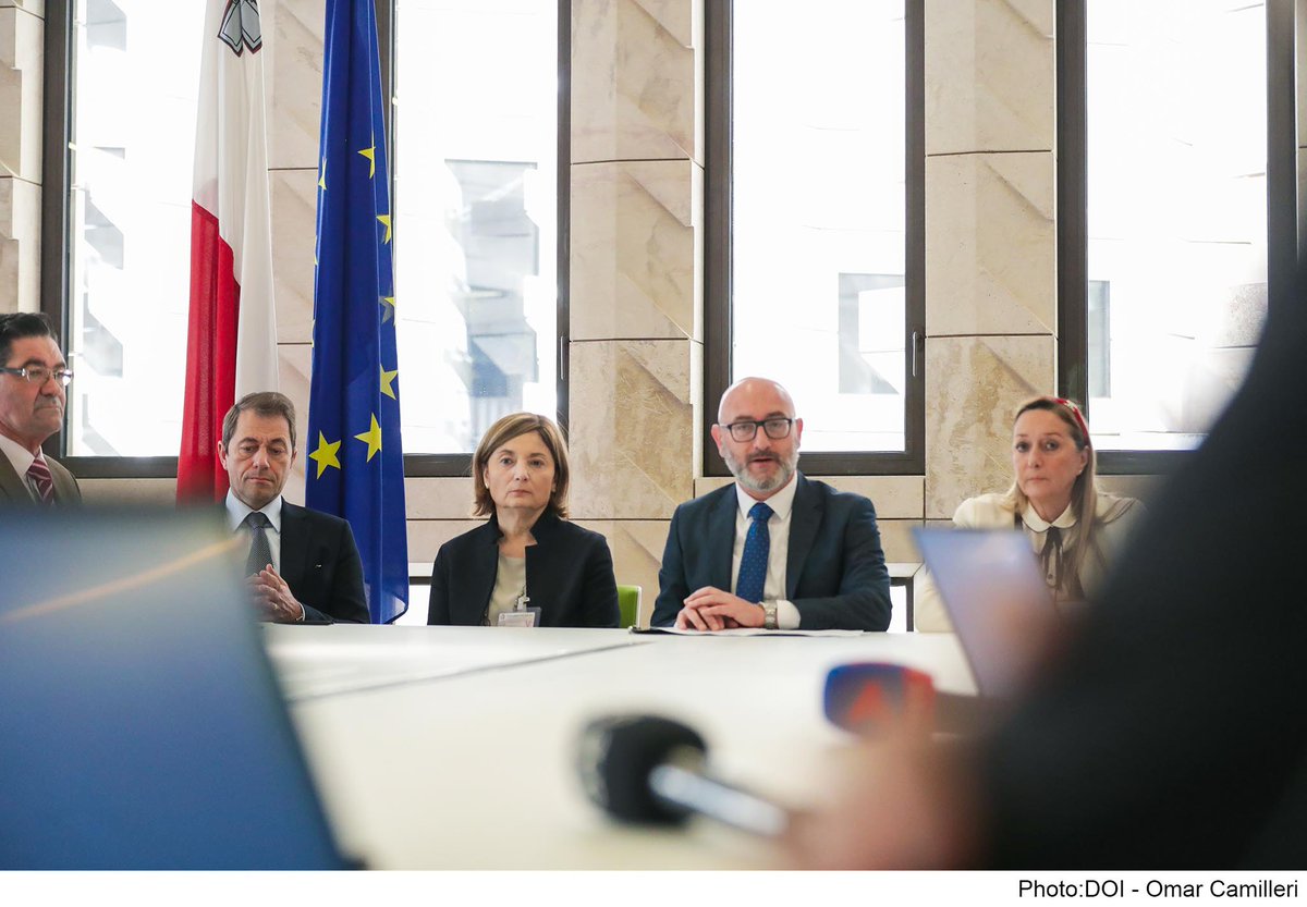 In a landmark year for social housing in #Malta, we're not just building homes but sustainable communities. With a €22M deal between the <a href="/EIB/">European Investment Bank</a> &amp; Malita Investments, we're prioritising 267 social &amp; affordable units in Ħal Farruġ, making significant construction progress.