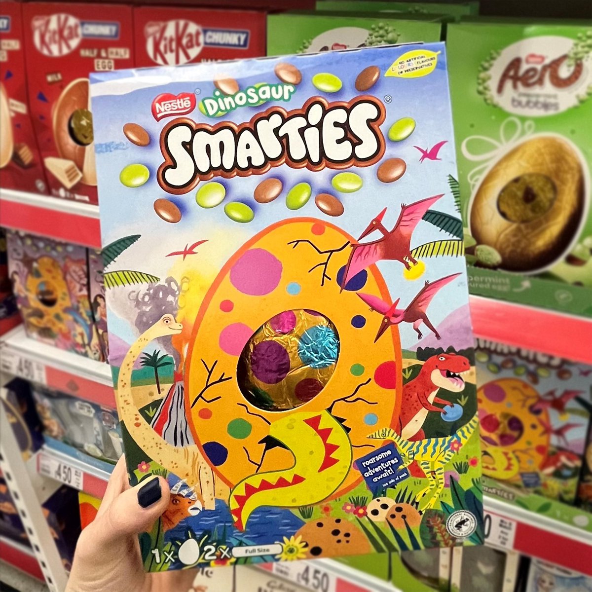Do-you-think-they-saurus munching on our SMARTIES Dinosaur Giant Egg?🥚🦕 Be quick, it's ready to hatch on the shelves as we speak! Ooh... and check the back of the pack for some ptero-rrific fun! 🦖😆