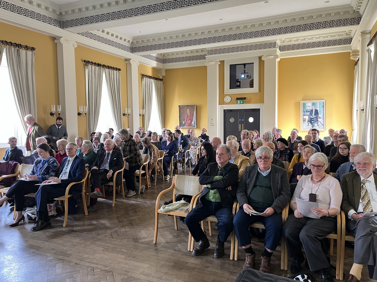 Centre for the Study of Classical Architecture (@csca_cambridge) on Twitter photo We have just started our Symposium in Honour of Richard Hewlings with tributes from CSCA director Frank Salmon and <a href="/WalkerArchHist/">Matthew Walker</a>, reflecting on his unparalleled career as an architectural historian, scholar, detective, editor and writer #NotesandQueries We have just started our Symposium in Honour of Richard Hewlings with tributes from CSCA director Frank Salmon and <a href="/WalkerArchHist/">Matthew Walker</a>, reflecting on his unparalleled career as an architectural historian, scholar, detective, editor and writer #NotesandQueries