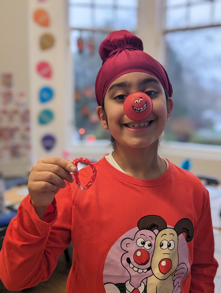 A big well done to Devan from Newlands P3 who raised £120 for Comic Relief by making and selling loom bands to all his friends and family. ❤️👏 ….. 🔴 #comicrelief #rednoseday