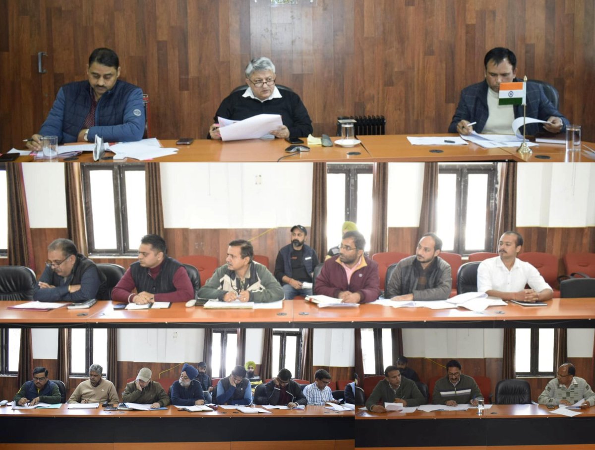 DDC Reasi, @vishesh_jk, chaired a meeting to review progress under District Capex Budget. Discussions focused on various departments performance & emphasized completing slow-progressing works within 10 days. @OfficeOfLGJandK @diprjk @NasirAh85669224
