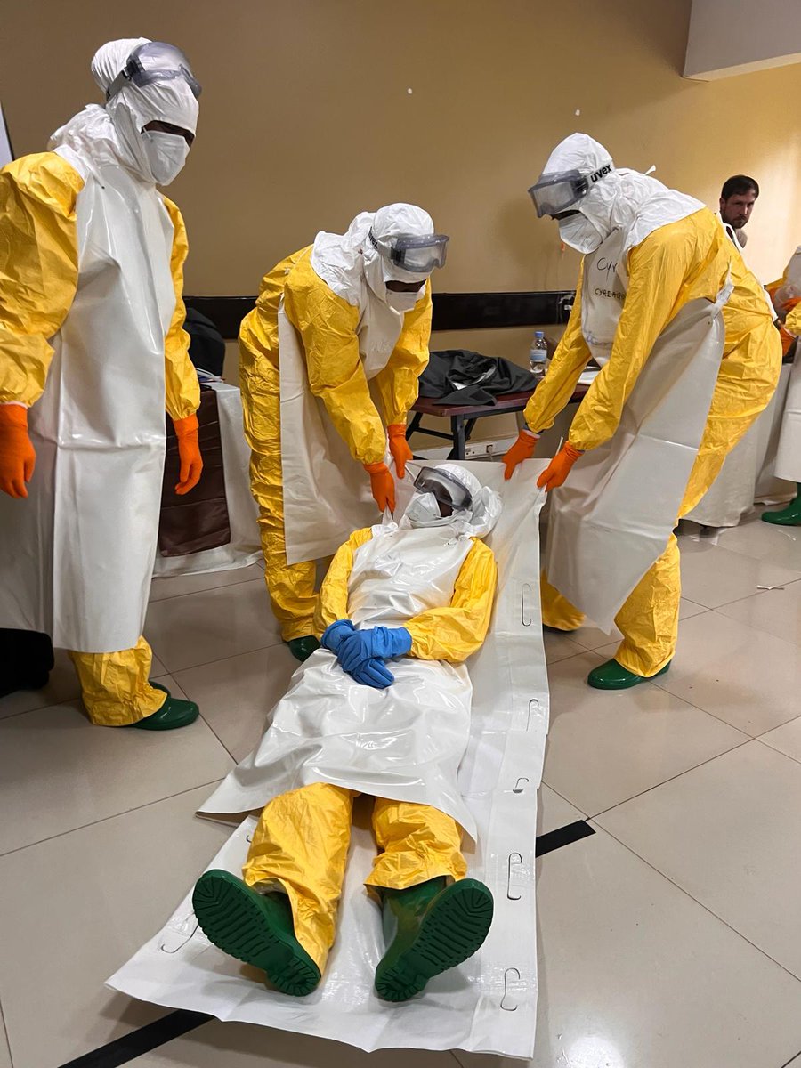 The RBC, in collaboration with @rki_de through the EFFO Centre of Excellence project, has initiated a 6-month training program for healthcare professionals on pandemic preparedness, focusing on critical care medicine, antimicrobial stewardship, & infection prevention and control.