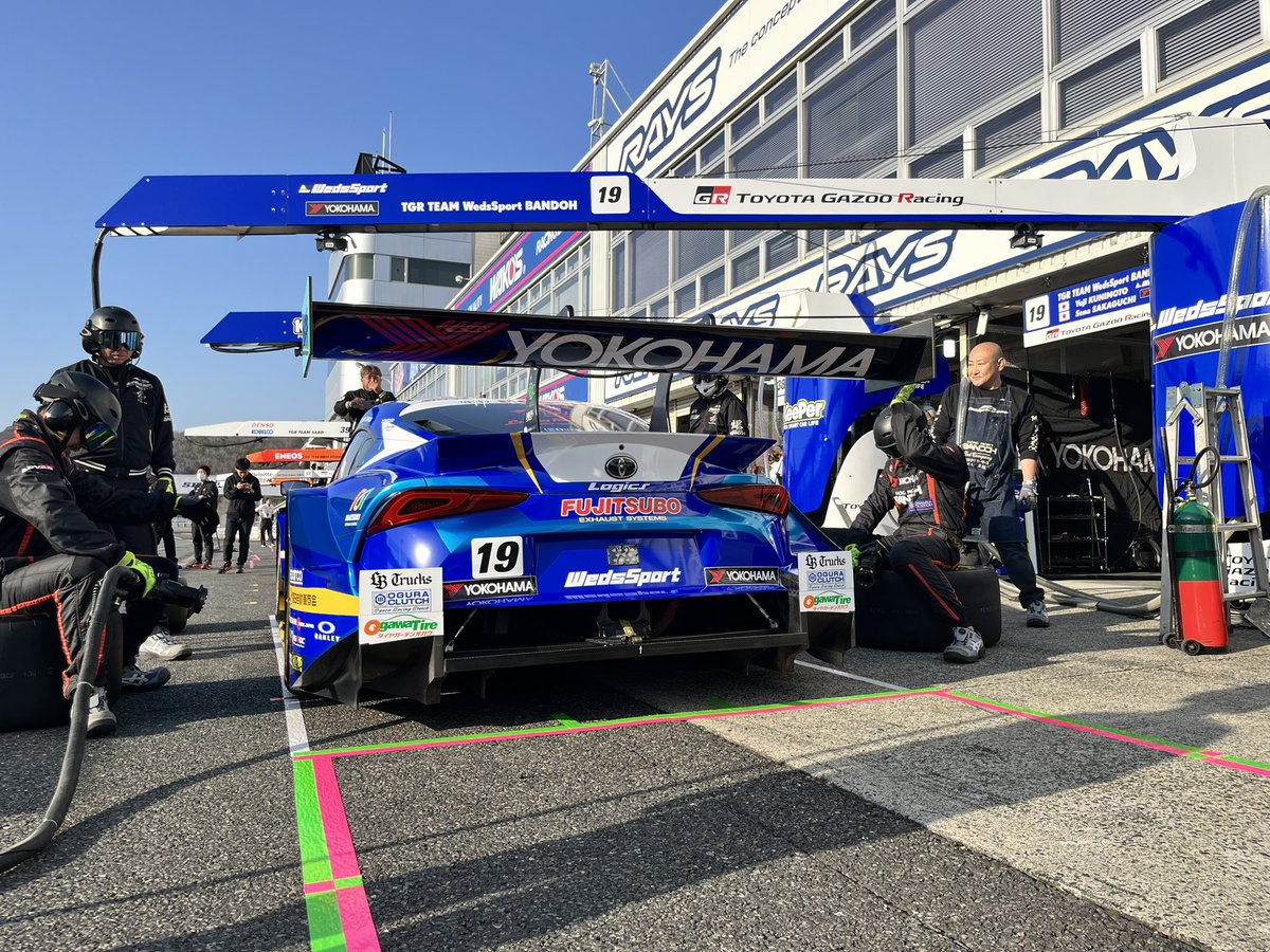 BANDOH_19's tweet photo. New Coloring with 国本さん💙✨
#SUPERGT
#wedssport
#19号車
#岡山国際サーキット
#newcoloring https://t.co/hkmYky7dH4