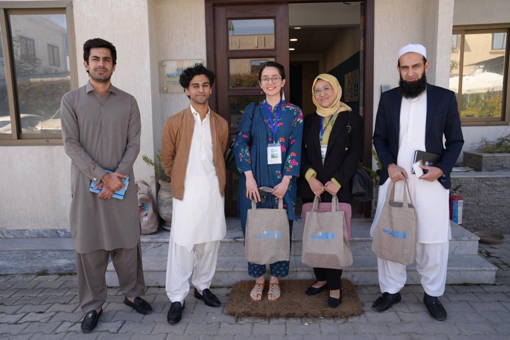 Led by the RC office @UNinPak, students of the @Columbia, School of Internaltional and Public Affairs visited UN Women 🇵🇰 to learn more about work, particularly in areas of women’s leadership and political participation.