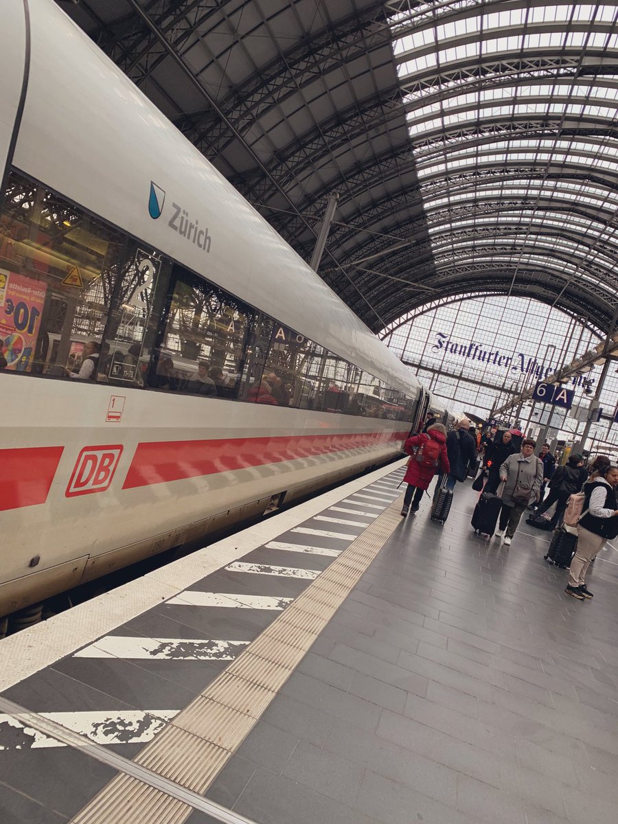 Obligatorischer „auf‘m-weg-zur-gamescomlan“ post 🔜@GamescomLAN