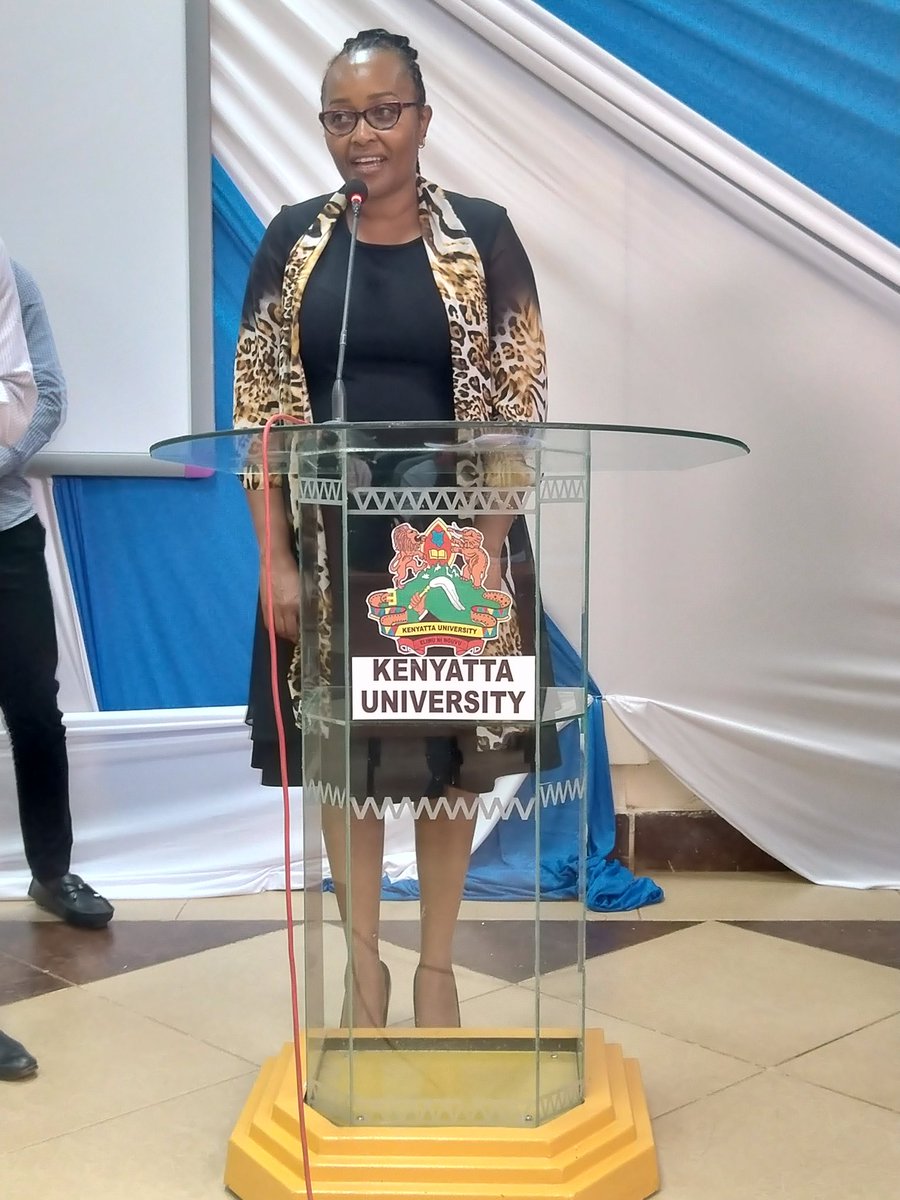 policyguild's tweet photo. Dr Joan Kabaria (KU) shares the EFSOYC Project journey during the Inter-varsity Debates on Food Security.

EFSOYC (Enhancing Community Food Security in Urban and Rural Areas through Outreach Youth Champions) is a youth-led project on food security.

#LetsTalkFoodSecurity https://t.co/vHgMY2PNjX