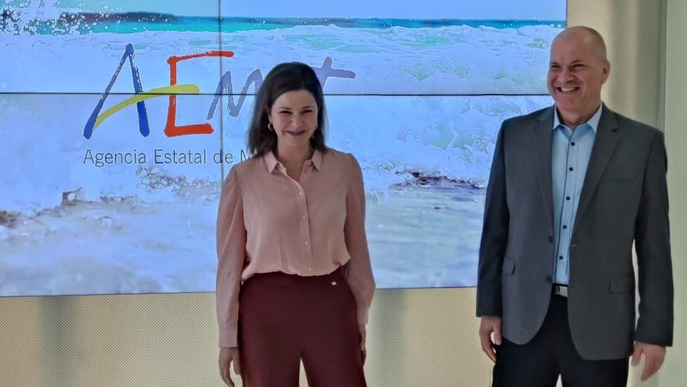 Aemet_Corpora's tweet image. AEMET es uno de los 33 servicios meteorológicos nacionales europeos de #EUMETNET. Así es como se optimizan en conjunto los esfuerzos de cada uno para lograr objetivos de otra forma inalcanzables. Hoy, en Madrid, la presidenta de AEMET con el director ejecutivo y sus equipos💪👌