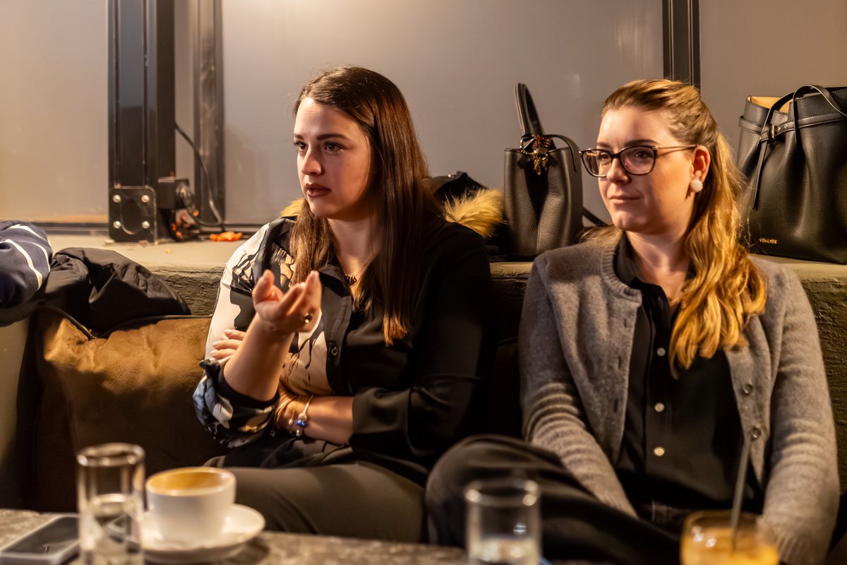 ONNED's tweet image. Μέσα από μια ζωντανή συζήτηση, είχαμε την ευκαιρία να ανταλλάξουμε απόψεις σχετικά με το νεανικό επιχειρείν, τις προκλήσεις που καλείται να αντιμετωπίσει κάθε νέος επιχειρηματίας, αλλά και τον τρόπο με τον οποίο μια πρωτοπόρα ιδέα μπορεί να γίνει επιχειρηματικά υλοποιήσιμη.