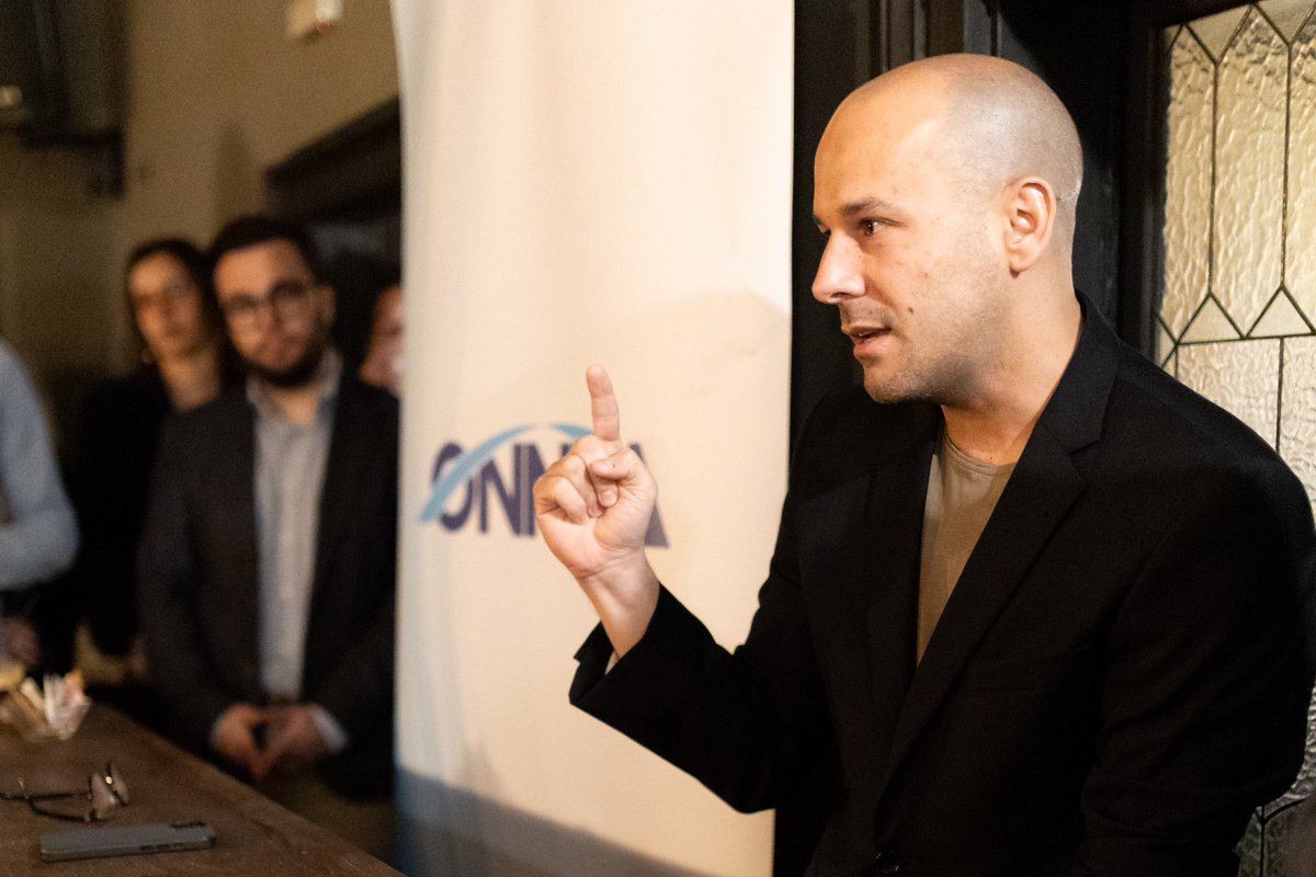 ONNED's tweet image. Με μαζική συμμετοχή πραγματοποιήθηκε η 2η «Αντι-SOS» συζήτηση, με θέμα «Start – up: Από τη σκέψη στην υλοποίηση» και καλεσμένο μας τον Βασίλη Στενό, Ιδρυτή και CEO της βιοτεχνολογικής deeptech science εταιρείας «Solmeyea».

👉🏻 tinyurl.com/y74px83b