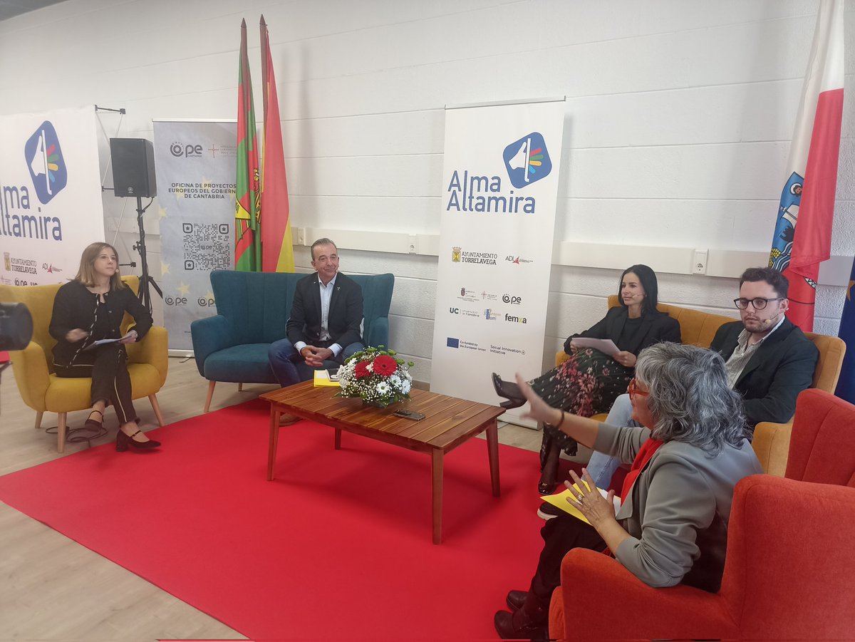 OPECantabria's tweet photo. Concluye la presentación del proyecto #ALMA con la Mesa Redonda: Líderes del futuro: de NINIS a verdaderos agentes del cambio moderada por Mar Recalde @adl_torrelavega y con Pedro Tresgallo de #ACEI #CUIN, Mª del Mar García de @unican, Patricia García @GrupoFemxa y @dsanjuanesc https://t.co/udIV2dXIya