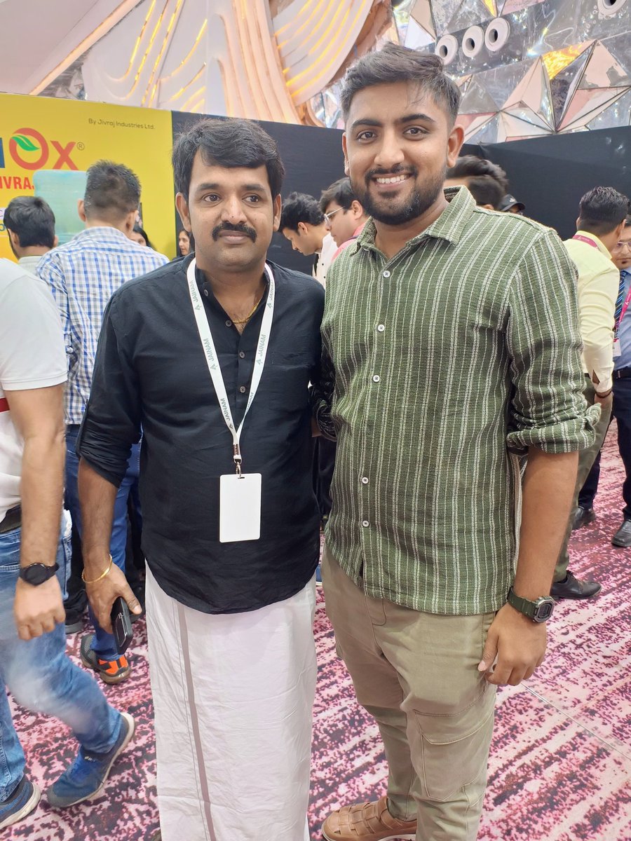 Nice meeting you sir @itjegan.. At @jainambroking event.... 🙌🙏