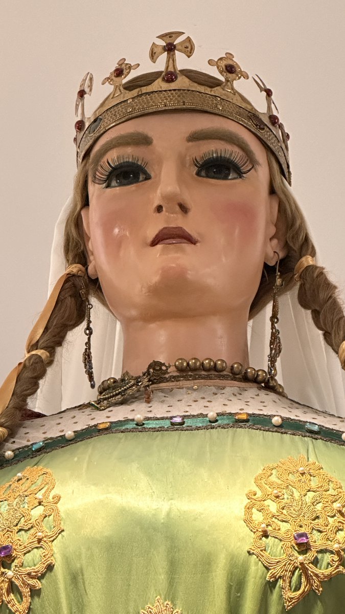 museudemanresa's tweet photo. 🤴👸Després de la inauguració, els gegants van tornar a la sala Museu Petit-Petit Museu, una sala que en aquestes setmanes estem reorganitzant perquè podeu fer un tast per la nostra col·lecció aviat. https://t.co/IyyyKkikrL
