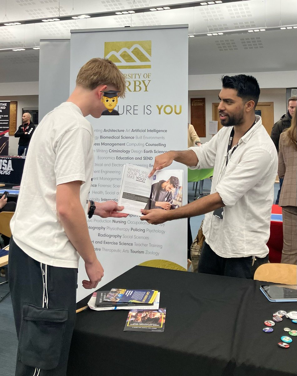 Thank you @TrentCollege for inviting me to your careers fair. It was a pleasure speaking to your students as well as students from @longeatonschool @FrieslandSchool and @WilsthorpeSch. #WideningAccessDerby #DerbyOutreach