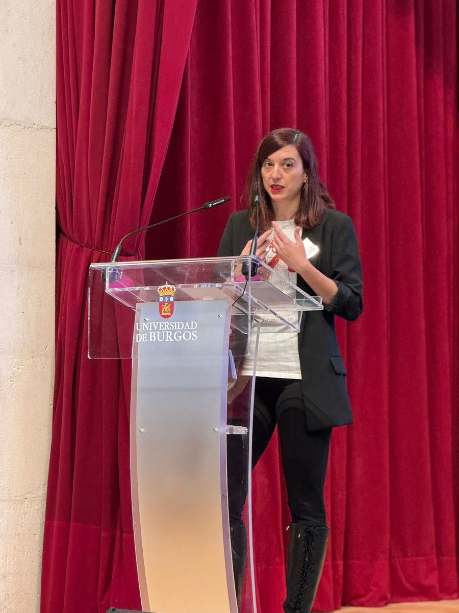 Mujeres en el Sector Público tweet media