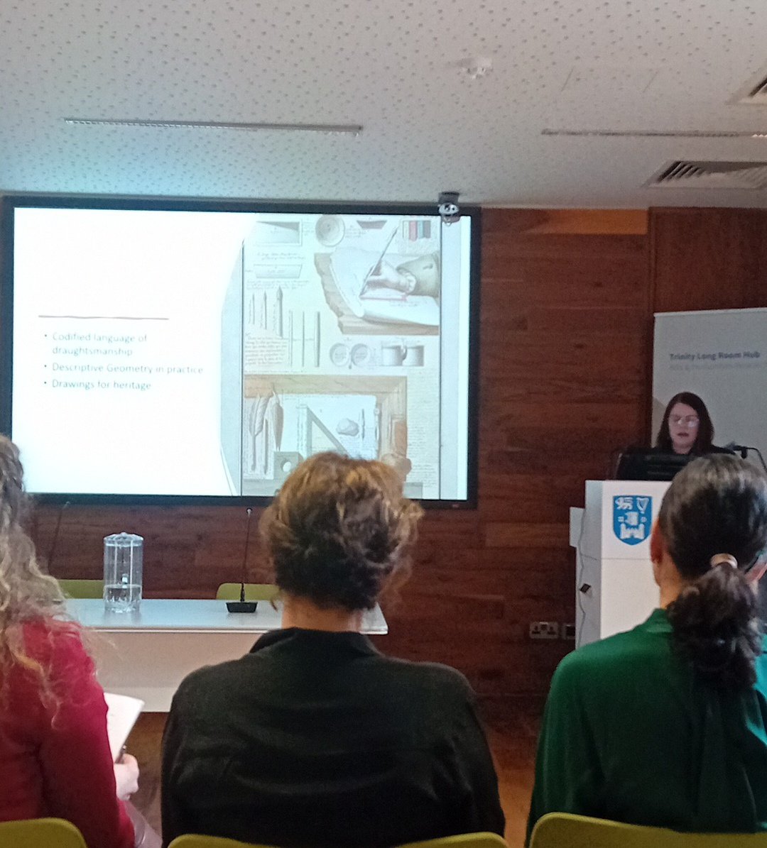 Dr Siobhán Osgood @IrishRailArch teaching fellow @TCDHistArtArch on how architectural drawings can inform architectural histories. All being treated to fantastic draughtsmanship in her slides #AIARG2024