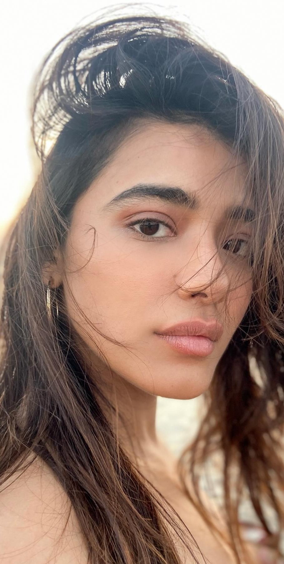 GItXcliXAAAkcuE?format=jpg&name=large