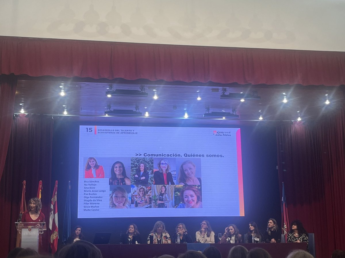 Bea (@beabesango) on Twitter photo <a href="/AnaBaezF/">Ana Báez</a> presenta el grupo de #comunicación de <a href="/MujeresSP/">Mujeres en el Sector Público</a> en este VI #CongresoMSP24 con <a href="/Magdasm70/">Magda da Silva</a> <a href="/Silviamupe/">Silvia Muñoz Pérez</a> <a href="/NuVallejo/">Nuria Vallejo</a> <a href="/Olgafl/">Olga Fernández ⚡</a> <a href="/SoniaHermaria/">Sonia #ESCAMMA #MSP</a> @MaiteCovisa <a href="/PilarMorGar/">Pilar Moreno⚡️</a> 🙌🏽🙌🏽🙌🏽 <a href="/AnaBaezF/">Ana Báez</a> presenta el grupo de #comunicación de <a href="/MujeresSP/">Mujeres en el Sector Público</a> en este VI #CongresoMSP24 con <a href="/Magdasm70/">Magda da Silva</a> <a href="/Silviamupe/">Silvia Muñoz Pérez</a> <a href="/NuVallejo/">Nuria Vallejo</a> <a href="/Olgafl/">Olga Fernández ⚡</a> <a href="/SoniaHermaria/">Sonia #ESCAMMA #MSP</a> @MaiteCovisa <a href="/PilarMorGar/">Pilar Moreno⚡️</a> 🙌🏽🙌🏽🙌🏽