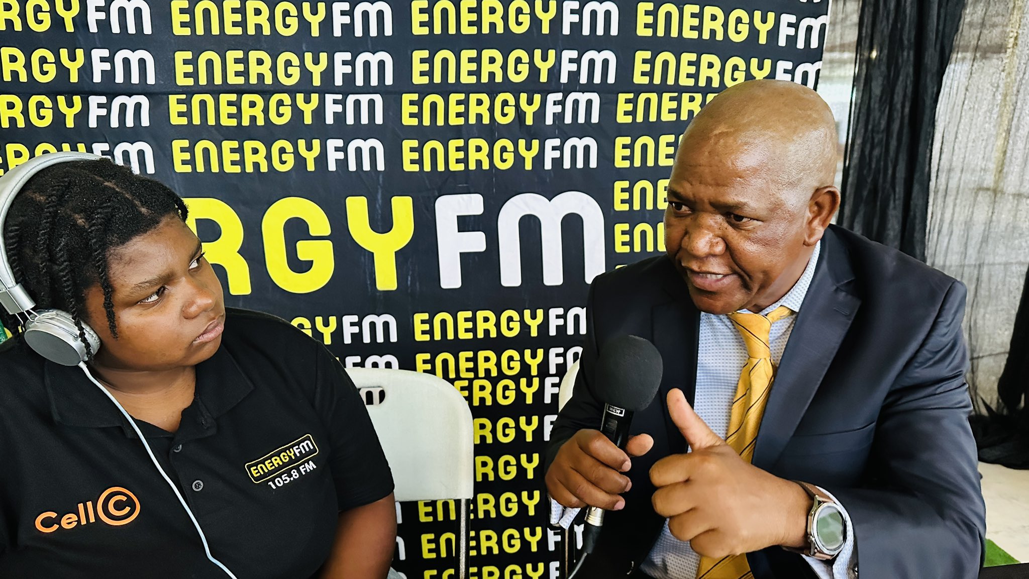 105.8 fm 2024