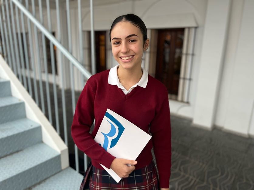 RibamarESOFP's tweet photo. En Ribamar claboramos con otros centros a través de programas como E-twinning que permiten al alumnado mejorar el idioma y acercarse a otras culturas con diferentes actividades #eso #secundaria #centrobilingüe #concertado #idiomas #programasinternacionales #oportunidades #Sevilla https://t.co/NfTVcNSstz