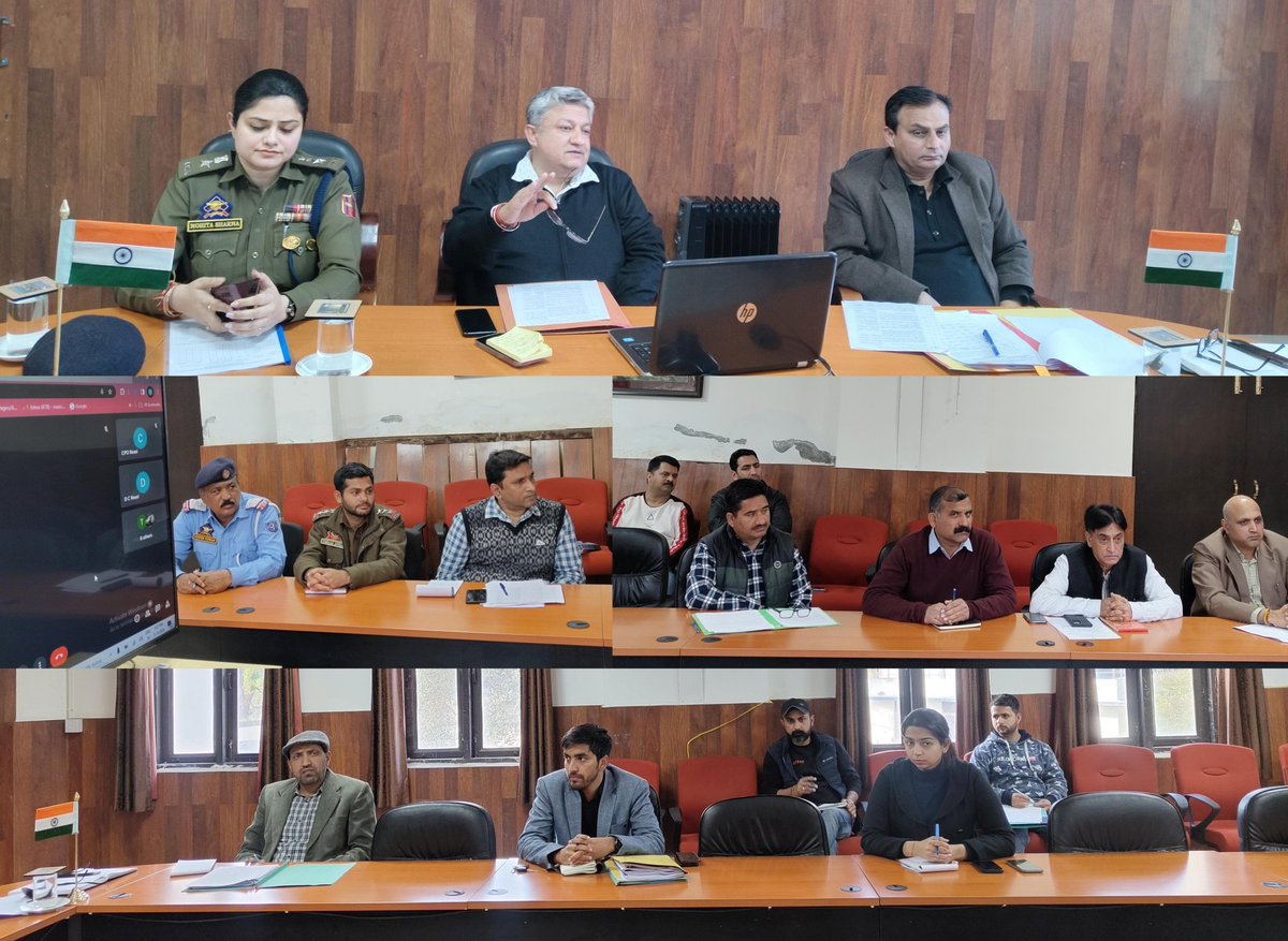 DDC Reasi @vishesh_jk, chaired a meeting of DLTF commitee on Geology and Mining in Reasi. Emphasized on enhanced monitoring through CCTV installations and functional weight bridges to curb illegal activities. @OfficeOfLGJandK @GeologyMiningJK @diprjk @NasirAh85669224