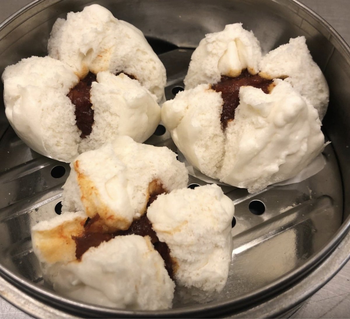 WokPond's tweet image. Just in case you needed 3 reasons to smile today. 😁 Order yours online through our app today!  #PorkBuns #WeGotBunsHun drwoktogo.com