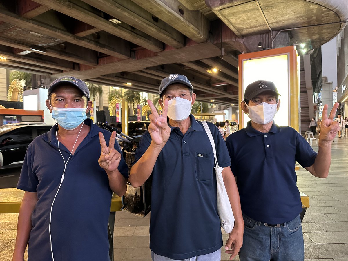 วันนี้พี่ ๆ เลิกงานแล้วค่า ✨

ขอบคุณทาง SUNSUTHAILAND อีกวันนะคะ ใครพลาดวันนี้ไม่เป็นไรเพราะโปรเจกต์วันเกิดน้องพิมมายังมีพรุ่งนี้อีกวันนึงค่ะ ฝากติดตามกันด้วยค่า 🙏🏻💞