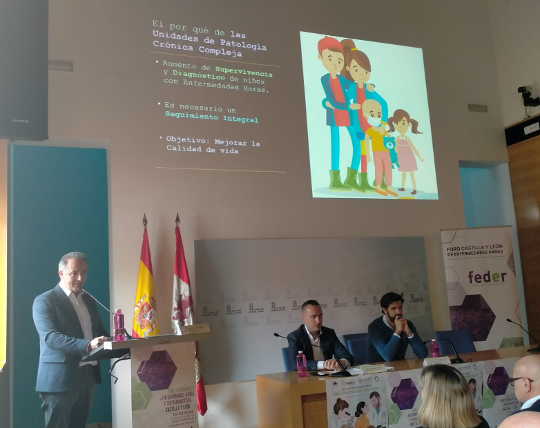 En las mesas de debate del evento, al que han acudido más de 90 personas, se han abordado cuestiones tan relevantes como la gestión de necesidades de unidades multidisciplinares o los CSUR.