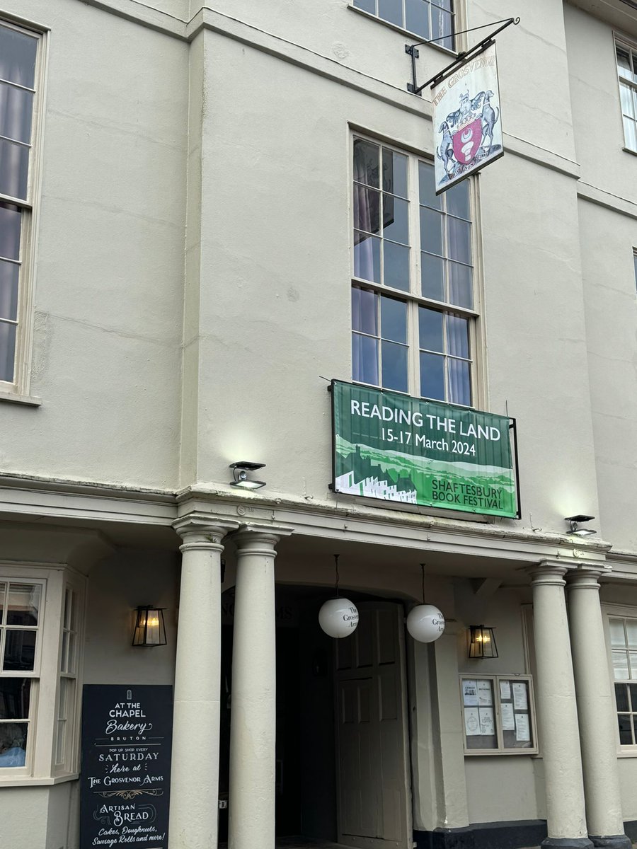 ShaftesBookFest's tweet photo. Today's the day. The banner is up! @guyshrubsole kicks things off this evening with his sold out talk!
Who's coming?
#shaftesburybookfestival #readingtheland https://t.co/oF8rKIJwSx