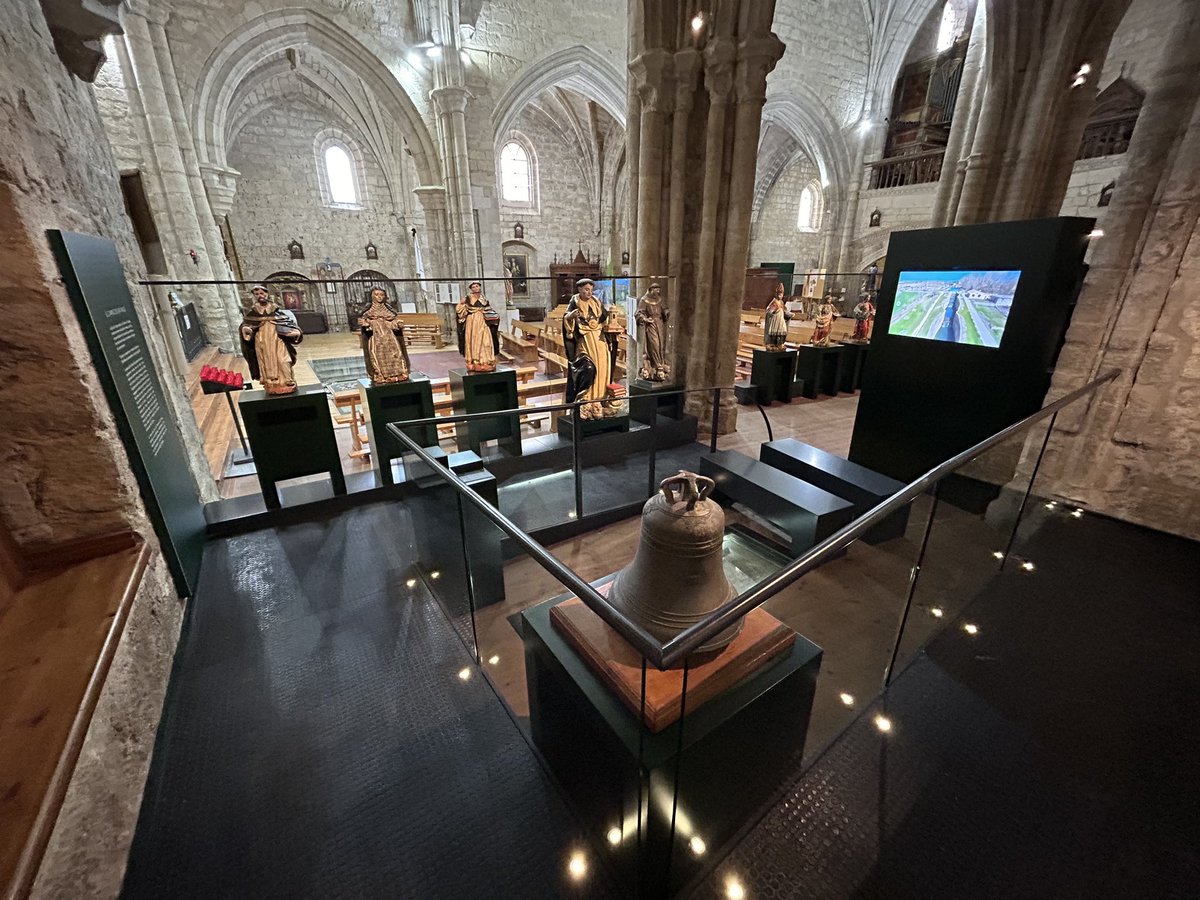 Hoy se inaugura el Museo Iglesia De San Pedro en Frómista. 
Hemos trabajado en el diseño, musealización y ejecución de este nuevo espacio en el que podemos contemplar piezas brillantes en lo artístico, histórico y devocional. 
El patrimonio revaloriza el territorio.