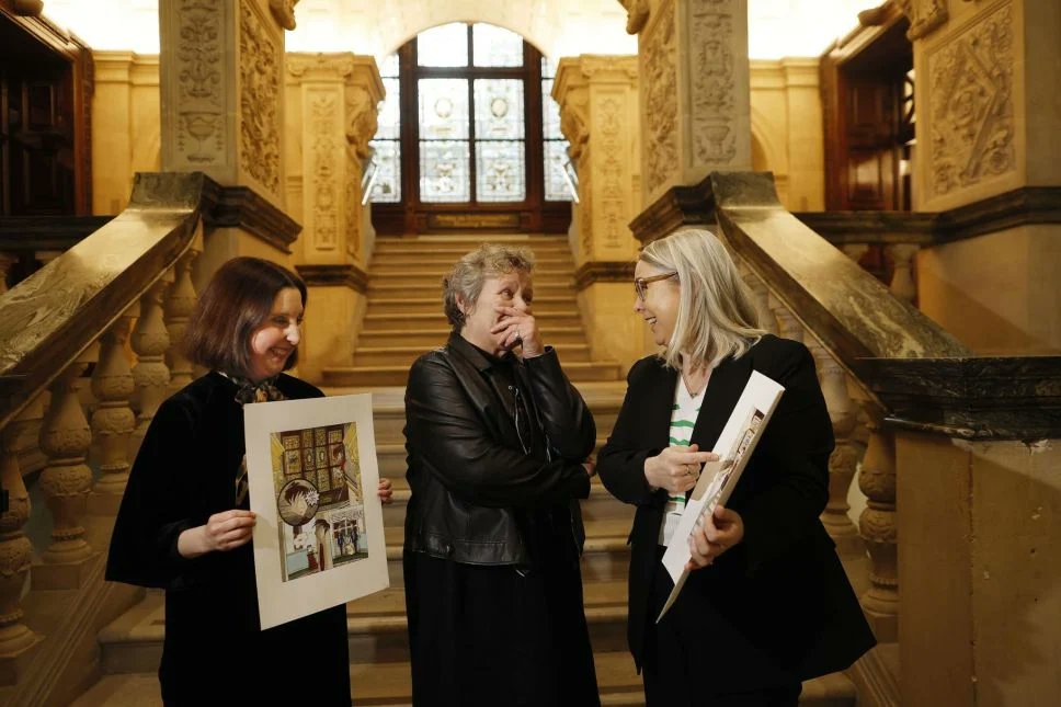 New Island Books tweet media