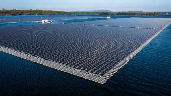 TayPro_Official's tweet photo. New Post: Unlocking the Potential: A Comprehensive Guide to Floating Solar Farms https://t.co/o8iKyepoU1 https://t.co/7VYRjibnpj