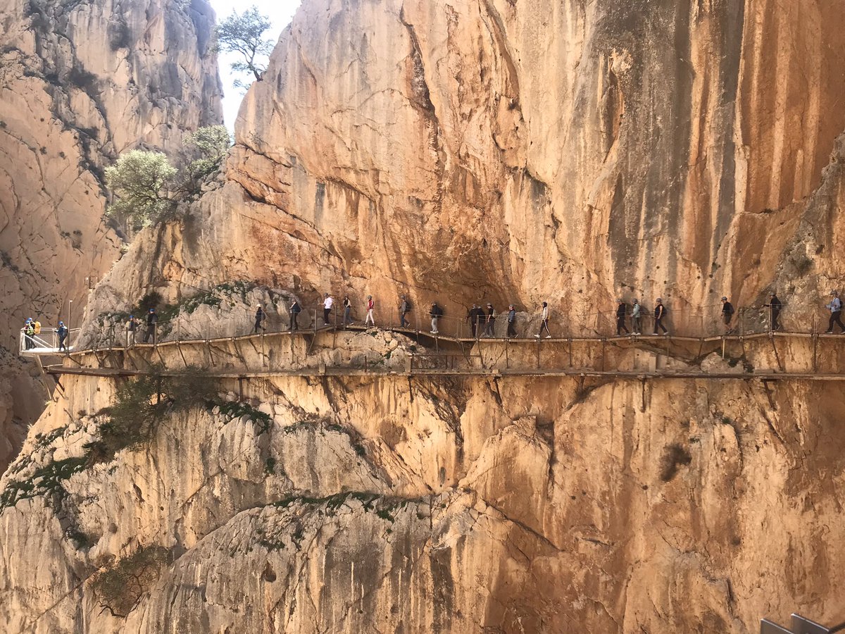 catmck12's tweet photo. Hiking the Caminito del Rey recently. Hard hats mandatory, stunning views at every turn. #Exhilarating #GlassPlatform @CaminitoDelRey_ @turismodemalaga #MalagaSouthExperiences #BucketList https://t.co/9XEMF8R27t