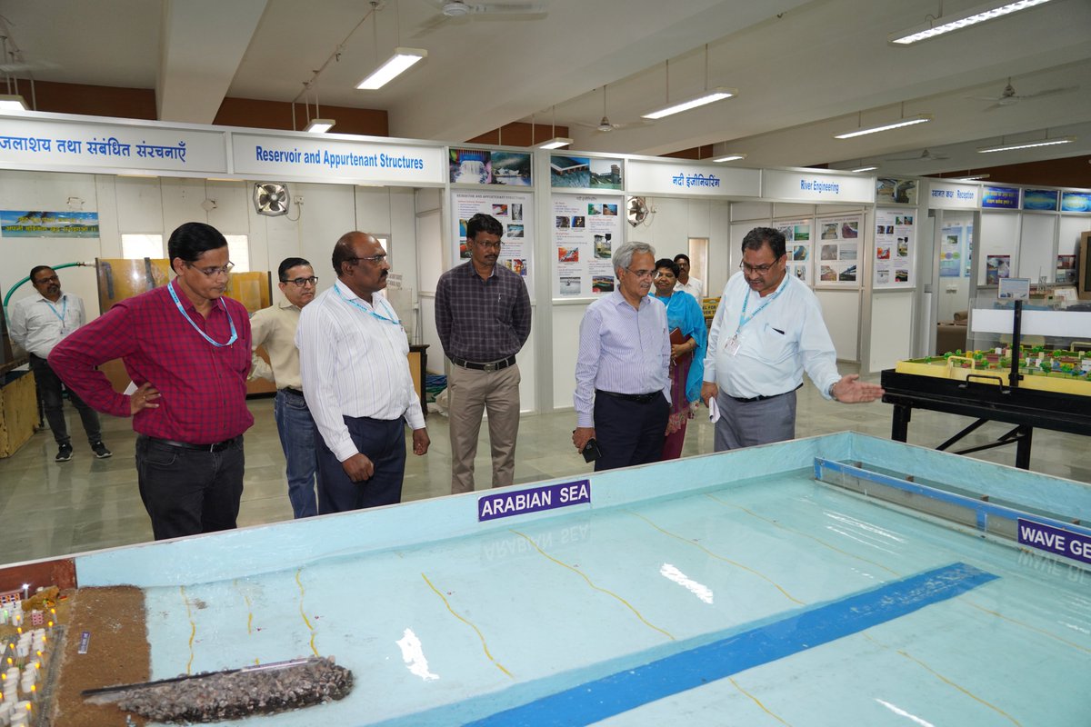 Dr. Ranbir Singh, IAS(R), Chairman, BB, along with Director,CWPRS visited Mumbai Port Model,SDRC, Kalpasar Model, Kamala Barrage,etc,Extensive deliberations were held with Director,CWPRS on the potential collaborations with Brahmaputra Board.@BBoard1982 @DoWRRDGR_MoJS @NWDA_MOWR